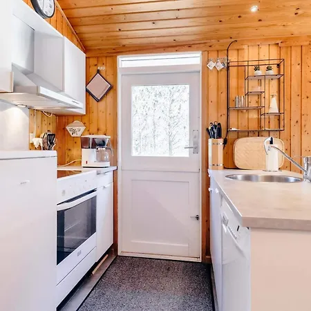 6 Person Holiday Home In Strandby-By Traum *