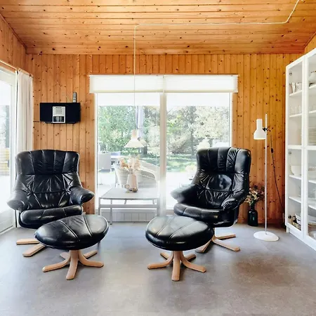 6 Person Holiday Home In Strandby-By Traum 스트랜비