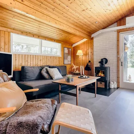 6 Person Holiday Home In Strandby-By Traum 스트랜비