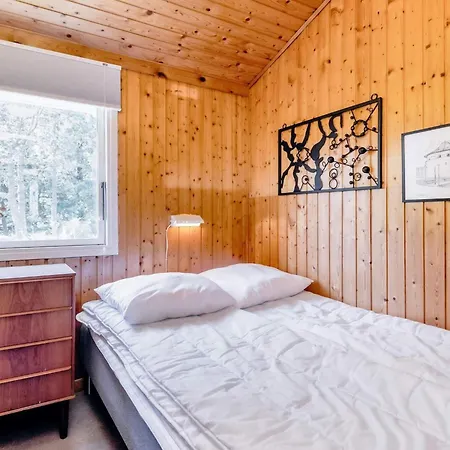 6 Person Holiday Home In Strandby-By Traum *